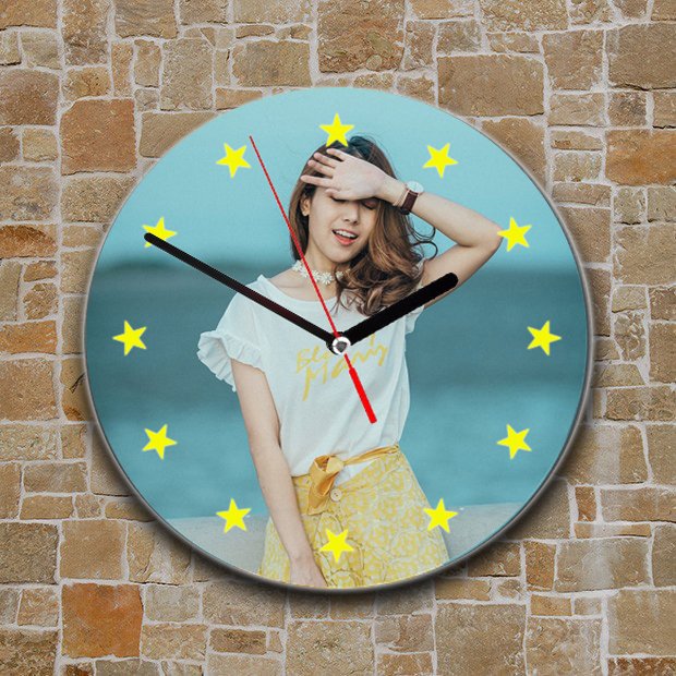 Star Personalized Wall Clock (Round)
